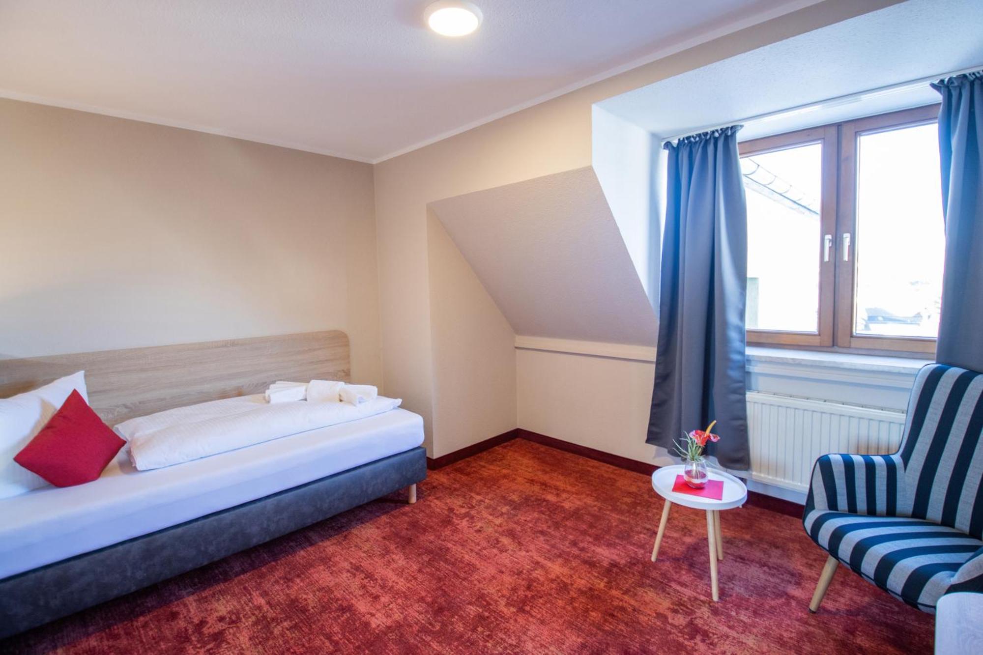 Lengenfelder Hof 3*
