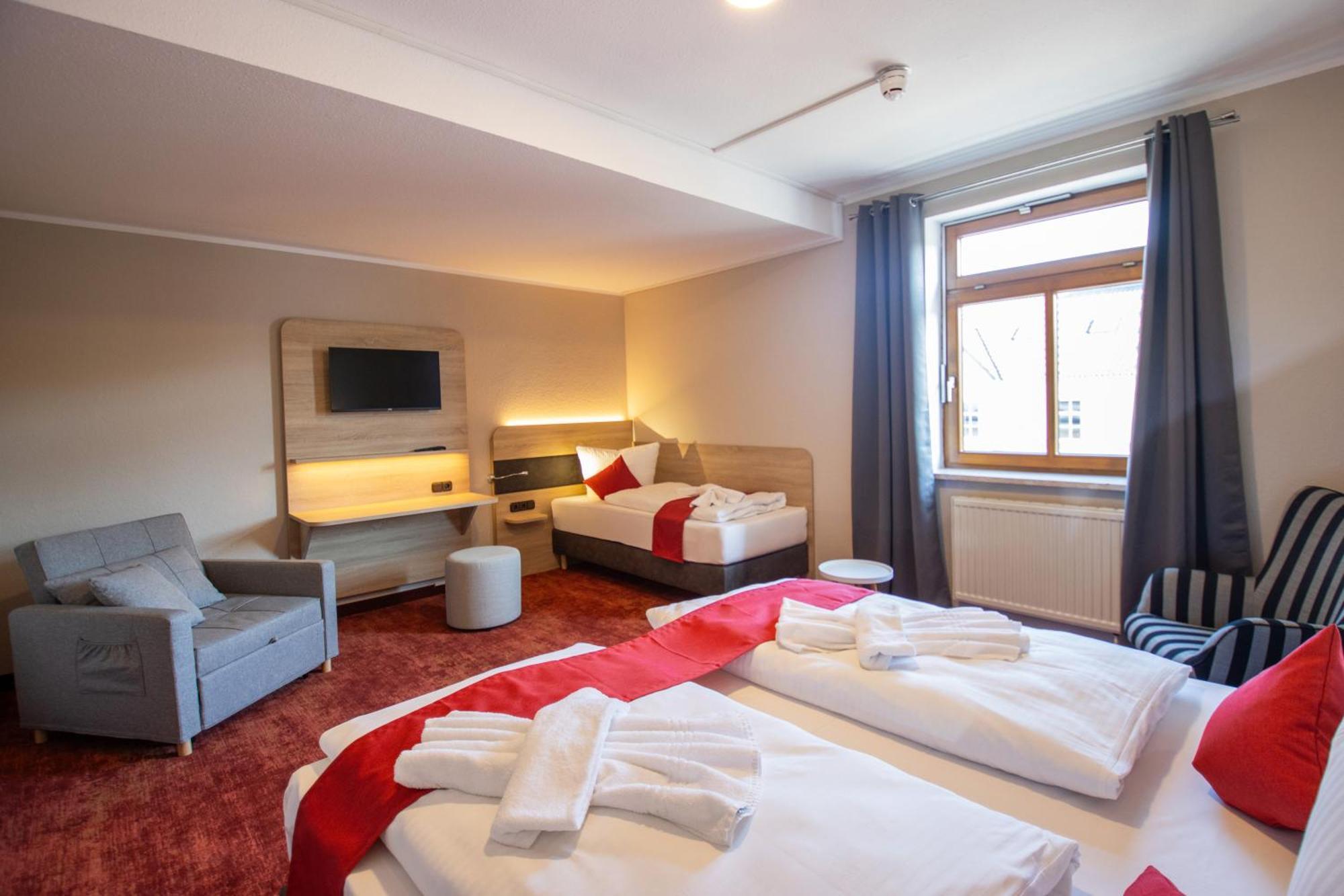 Hotel Lengenfelder Hof 3*